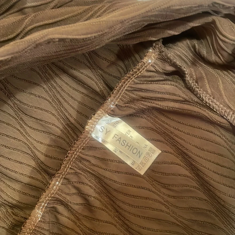 Brown Workout/ Casual set - Picture 5 of 8